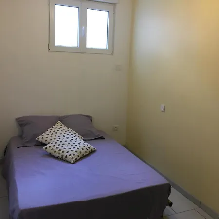 بيت للعطل Rez De Les Mimosas Le Lavandou بورم لي ميموزا